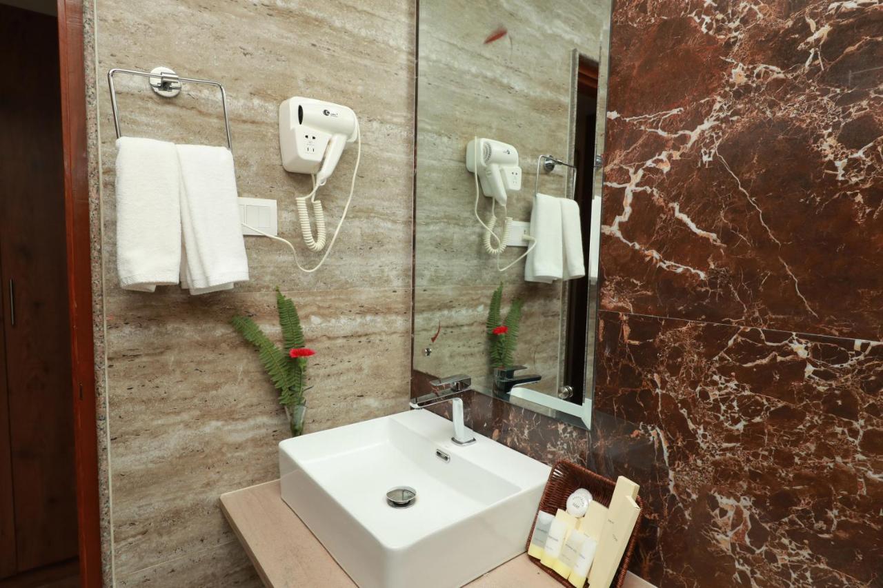 Woodapple Hotel&Spa Kathmandu Buitenkant foto